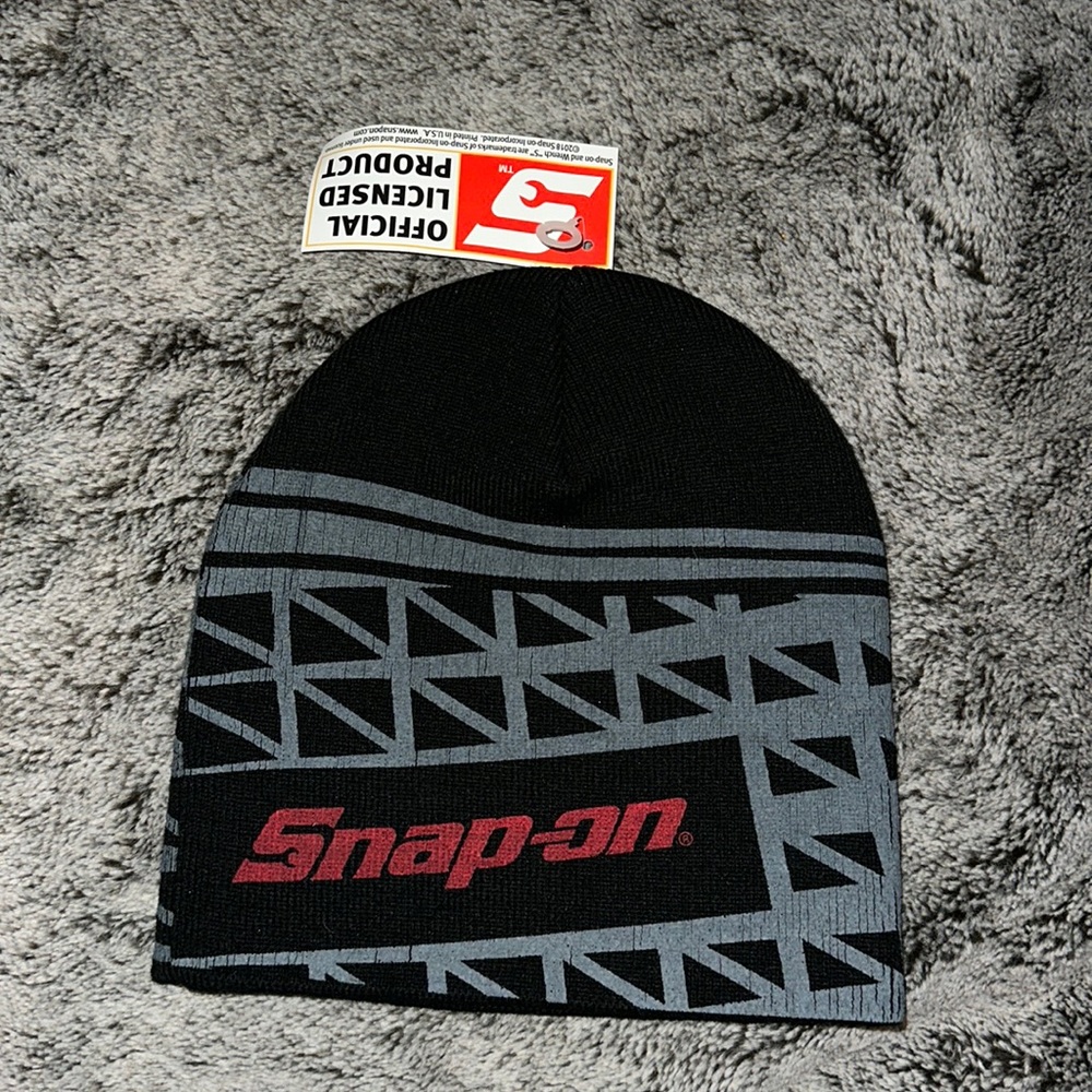 Men’s Snap On Beanie New With Tags